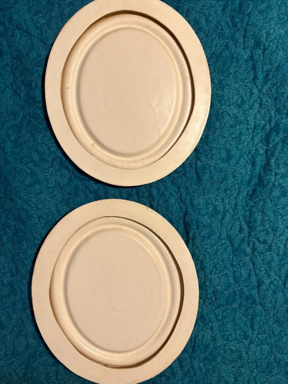 2 Vintage Oval Decorative Plates w/Romantic Scene Lady on Swing 1979